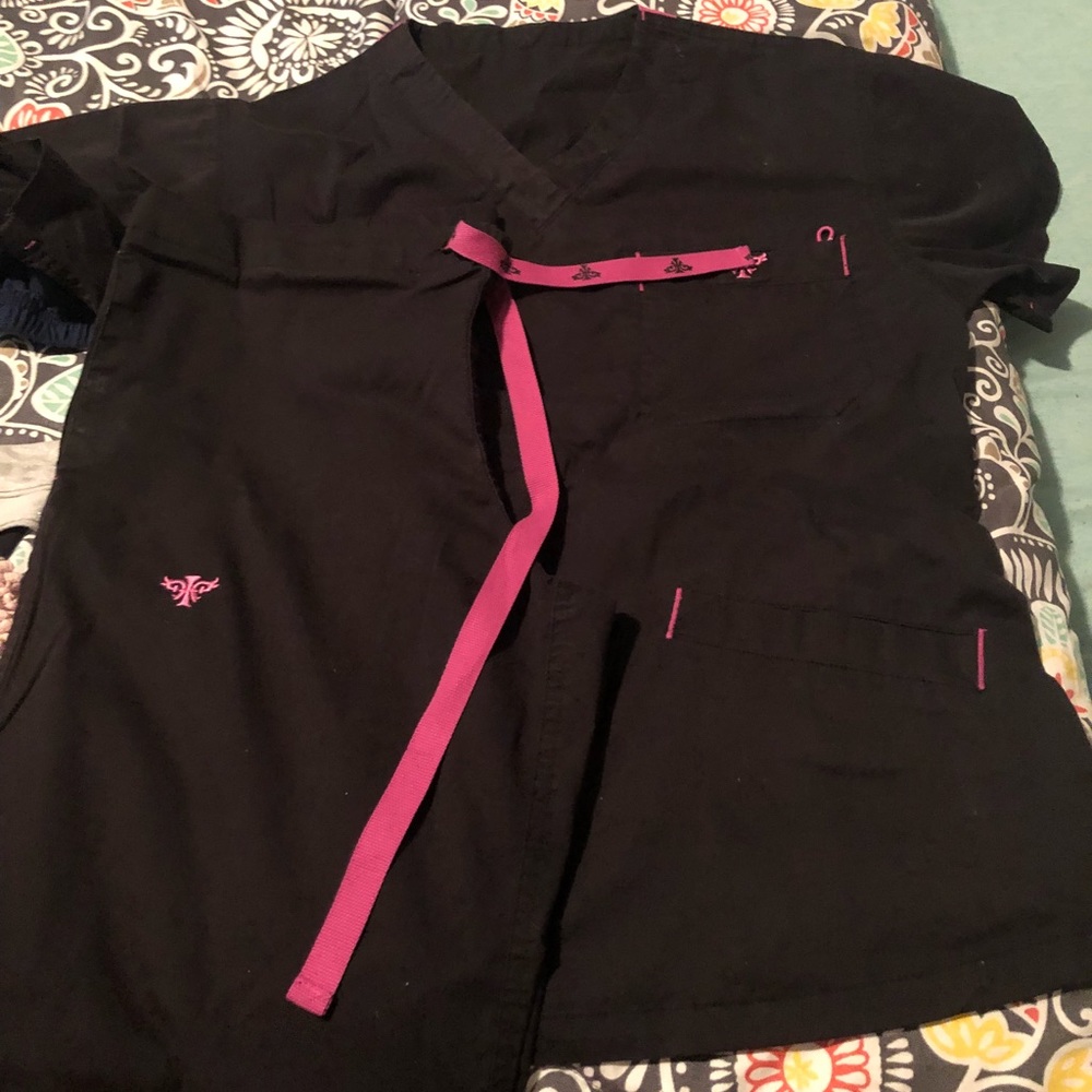 Black scrubs
